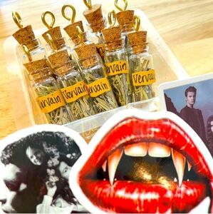 NEW TVD+ Vervain vial charm. tvd w hook. glass vampire witch werewolf series fun